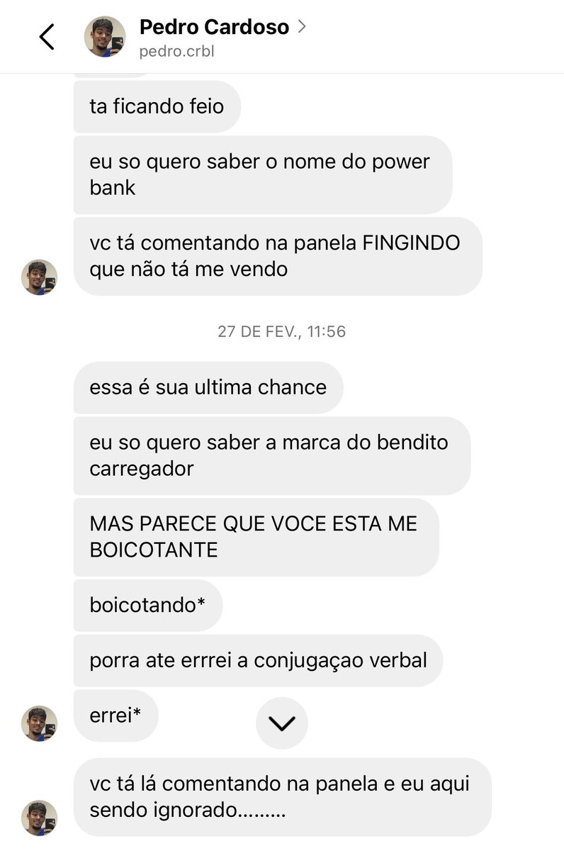pedrocertezas's tweet photo. tem um moleque me mandando mensagem desesperado há dias pedindo indicação de power bank

por um lado quero ajudar

por outro estou gargalhando com o desespero dele

decisão dificílima https://t.co/8atx8dXPUf
