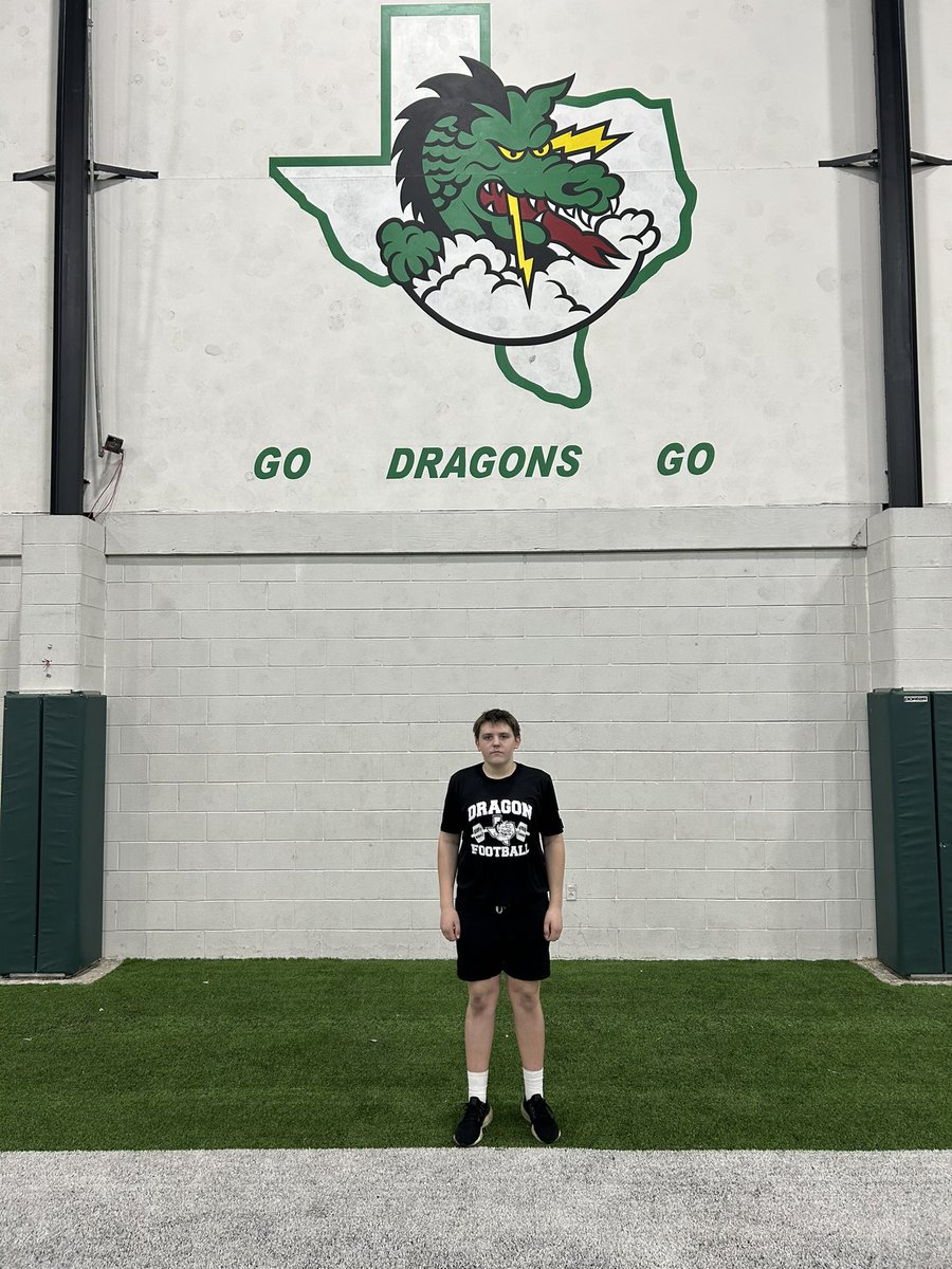 Dragons of the Week! Setting the standard 

Racks of the week:

Luke Bussmann, William Chen, Will Taholo (not pictured)

Nathan Gillette, Colt Bailey 

Dragons of the Week:

Austin Trinh 

Lane Ward

Awesome job men!