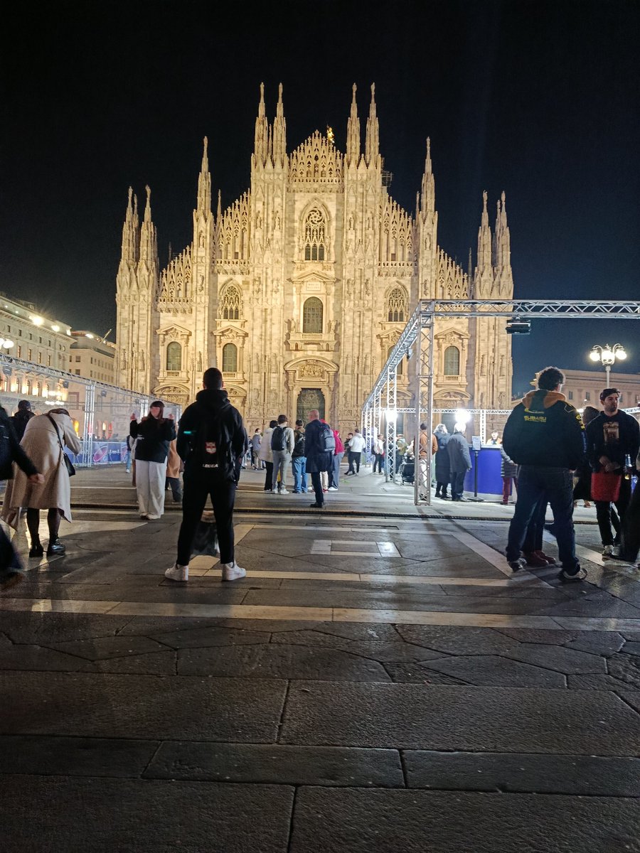D20022025's tweet photo. Million ,italy https://t.co/1o6afPKU2v