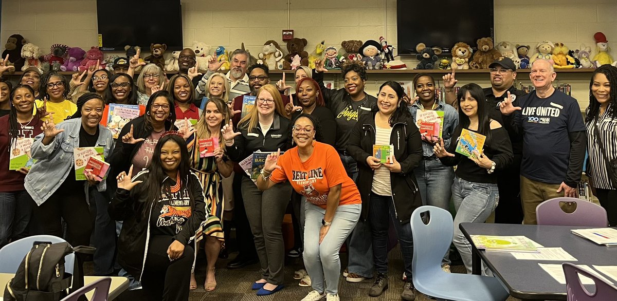 Ashlee’ B. Kimbrough (@ashbkimbrough) on Twitter photo With over 30 volunteers, I think it’s safe to say #ReadingDay25 was a success! A huge thank you to our sponsor, United Way, and to all of our guests for sharing your love of reading with our <a href="/BLELancaster/">Belt Line Elementary</a> students.
#WatchUsWork #DreamBelieveRoar With over 30 volunteers, I think it’s safe to say #ReadingDay25 was a success! A huge thank you to our sponsor, United Way, and to all of our guests for sharing your love of reading with our <a href="/BLELancaster/">Belt Line Elementary</a> students.
#WatchUsWork #DreamBelieveRoar