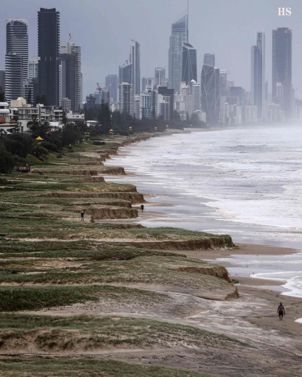 theheraldsun's tweet photo. Alfred is now an ex-tropical cyclone with the system downgraded to a tropical low, but warnings remain for dangerous and life-threatening flash flooding > https://t.co/tuINk53zlV https://t.co/n4qVnDOmCI