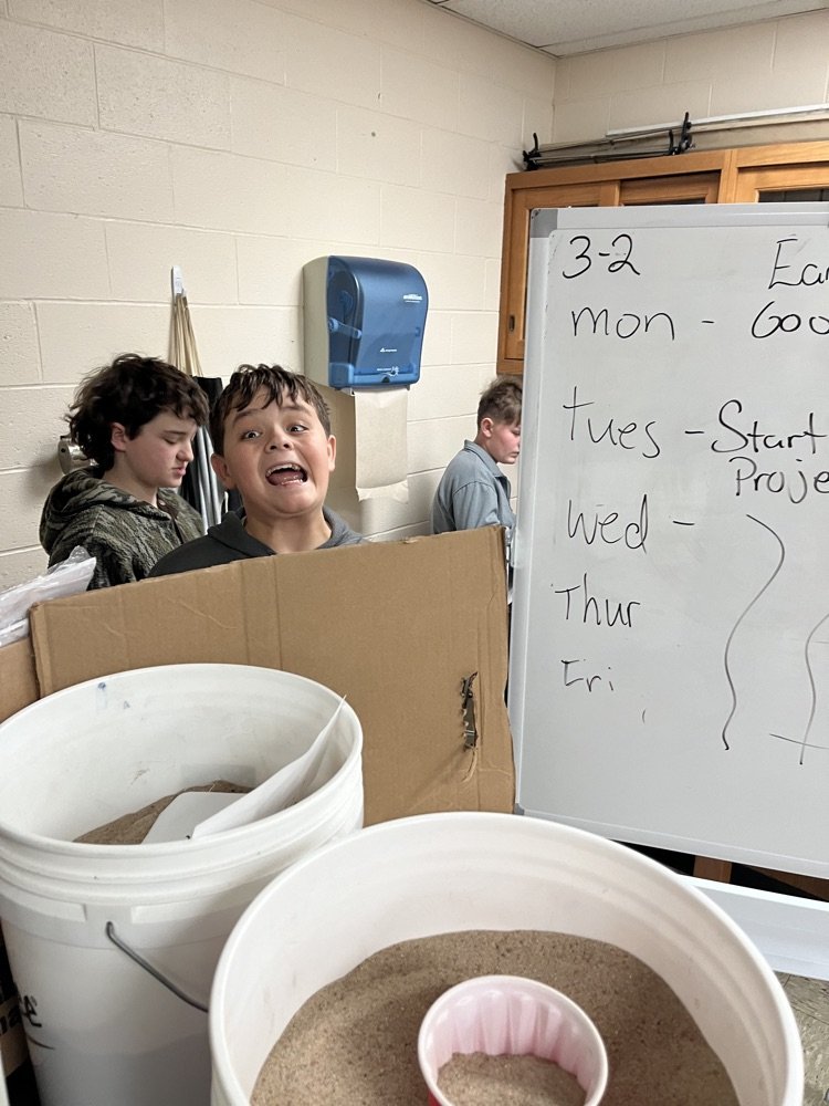 NeodeshaSchools's tweet photo. Students in Mr Webb's class working on thermal transfer, designing a thermal cap under constraints. Cool stuff! https://t.co/zAR35wyHfm