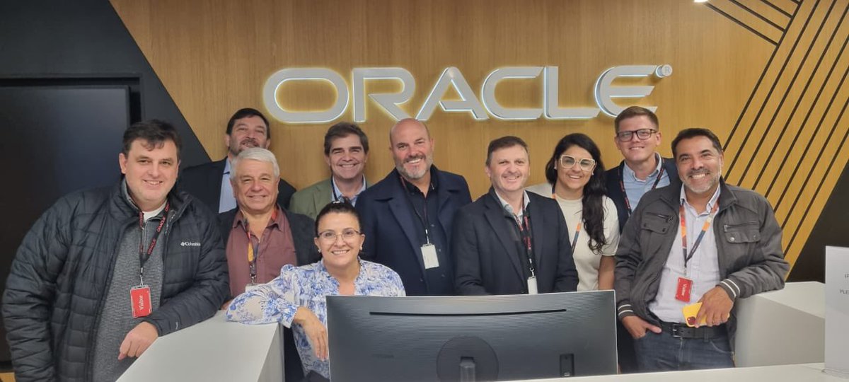 2️⃣ Visita a la Corporación Tecnológica CTA: Conociendo los avances en innovación y desarrollo tecnológico. 
3️⃣ Recorrido por <a href="/PTAMalaga/">Málaga TechPark</a>. 
4️⃣ Visita al Oracle Innovation Hub: Un centro de excelencia en la investigación y desarrollo de tecnologías disruptivas.