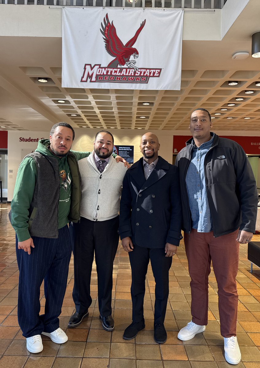 D. Santiago tweet media