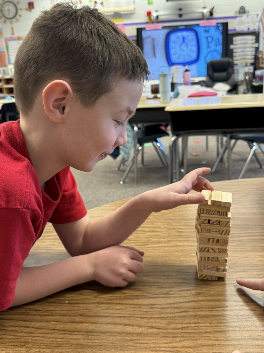 Mrs. Schinski's 2nd Grade Class tweet media