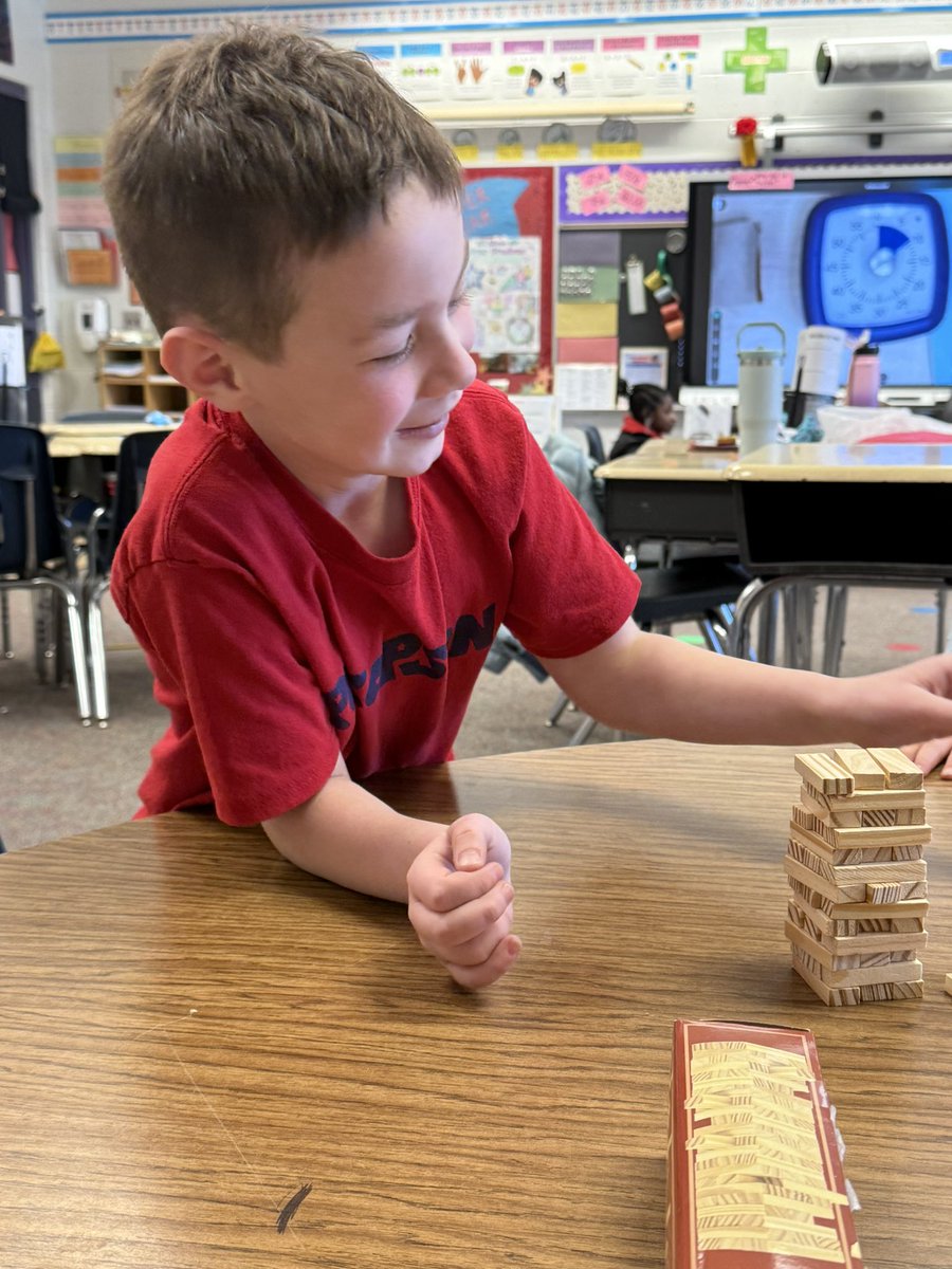 Mrs. Schinski's 2nd Grade Class tweet media