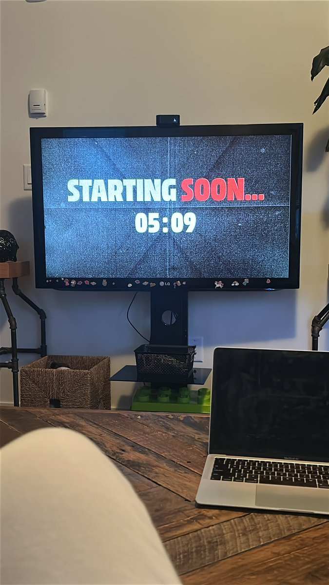teegrey's tweet photo. The stickers on my TV explain’s why… #YMHLiveX https://t.co/FVqHCo586N