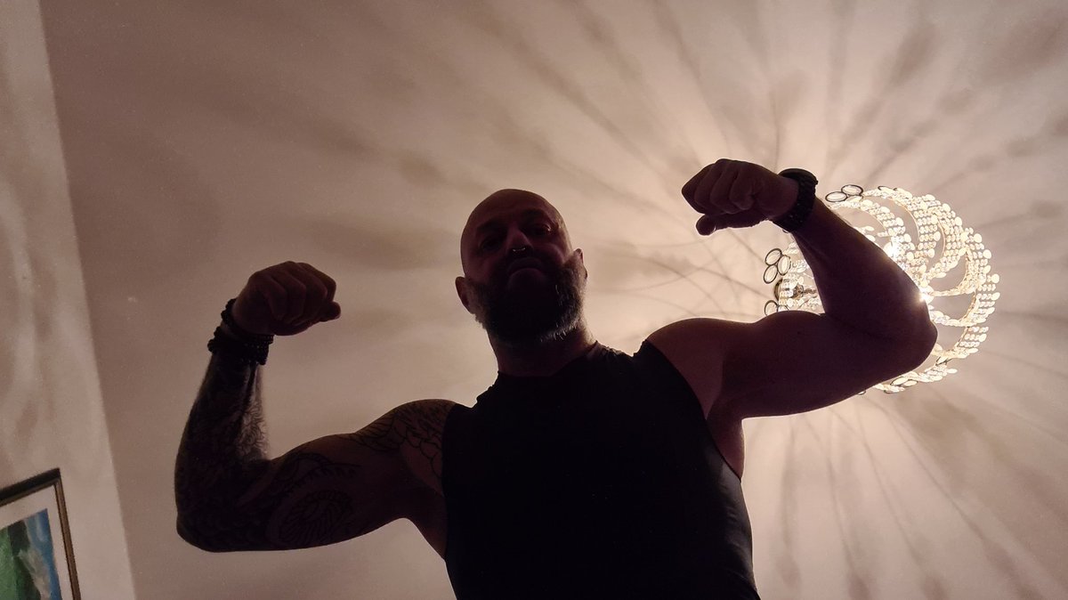 Musclebeast tweet media