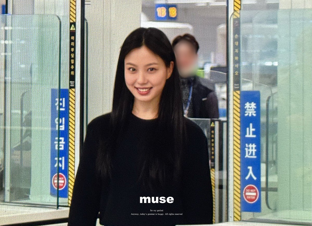 minsiacoustic's tweet photo. 250308 pre #고민시 #GOMINSI 
아 너무 해맑은 토끼야ㅠㅠㅠ https://t.co/lKW7ro1E81