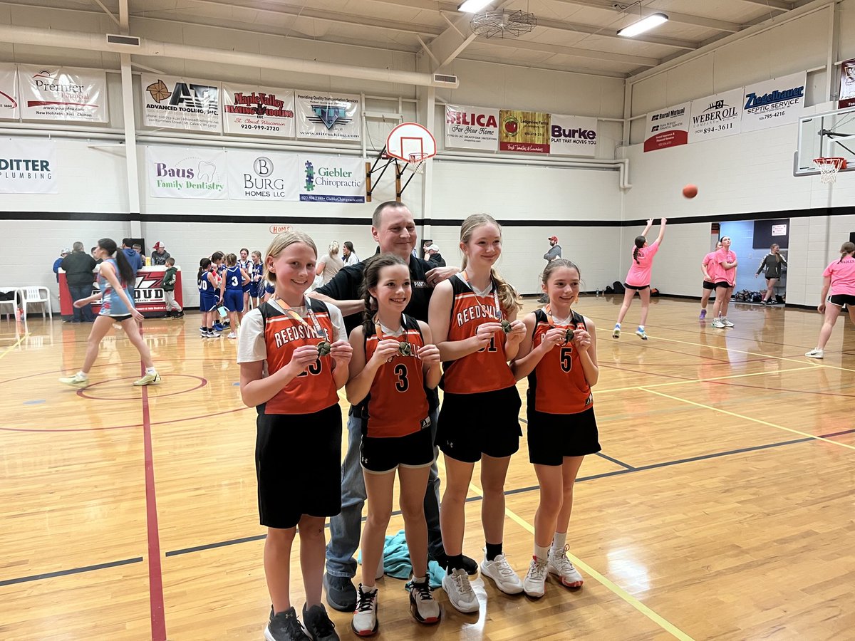 hshoops25's tweet image. Watched the ⁦@panthersgbb⁩ 6th grade group win a 3 on 3 championship in St.Cloud tonight!
Panther Cora H. was the best athlete I saw on the court. 
Superior athleticism, defends everyone, can score with both hands!
#pantherpride 
#Champs