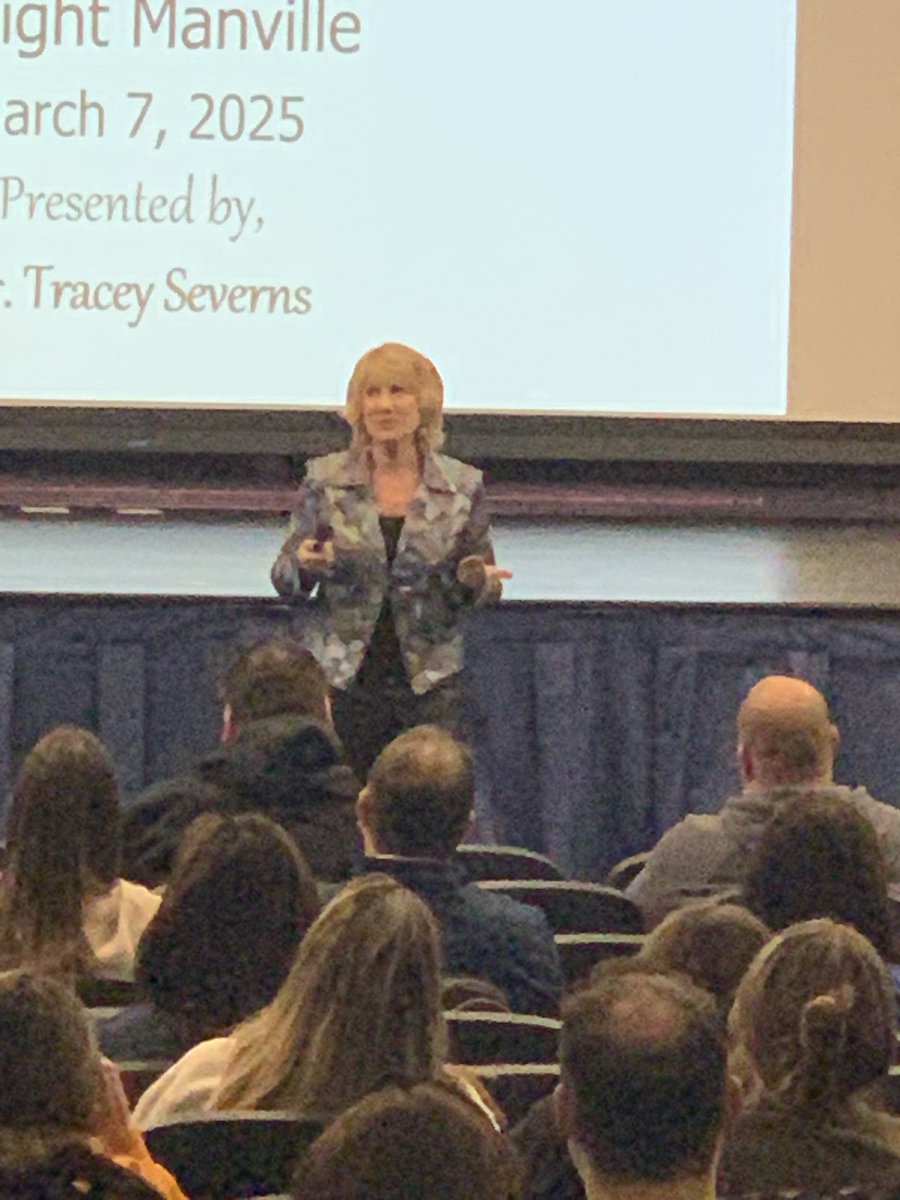 DrMariaP_Testa's tweet photo. INSIGHT Manville @manville_hs what a day of learning! Dr.Tracey Severns @docseverns started the🔥& Dr. Jamil Maroun’s Excellent team brought more than 600 educators together to be empowered! & that we were!
#EmpoweredEducators
#GreatDayOfLearning
#LetsKeepMovingForwardTogether https://t.co/zqJnlYsgRe
