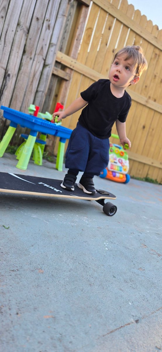 Smegsss's tweet photo. Coolest kid on the block 🤙 https://t.co/DejyWgu24y