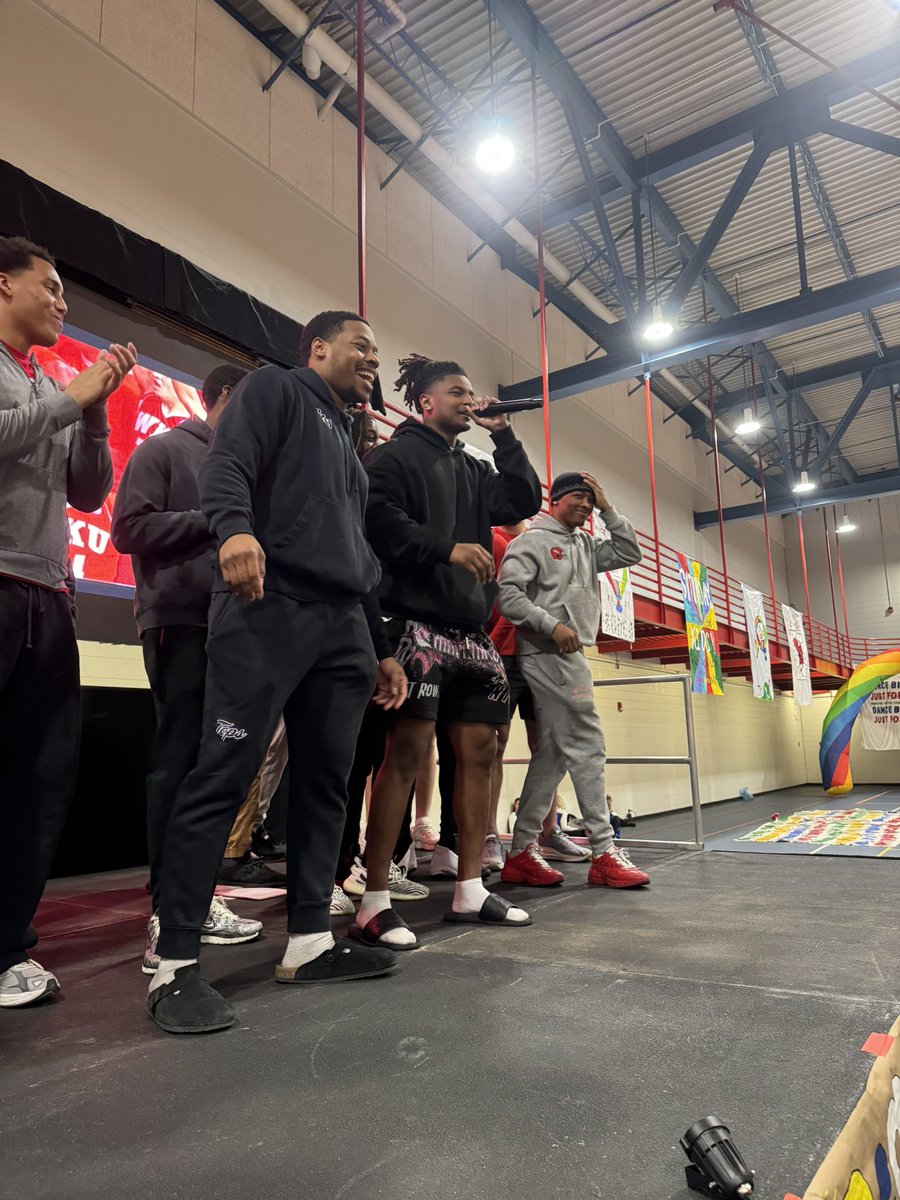Justin Brown, MAT (@coachjbrown11) on Twitter photo Awesome night supporting <a href="/NortonChildrens/">Norton Children's</a> at the <a href="/DanceBigRed/">Dance Big Red</a> “Just For Kids” event!
<a href="/WKUFootball/">WKU Football</a> | <a href="/HilltopperCLIMB/">The Hilltopper CLIMB</a> | #BadDancingSavesLives | #TopsTogether | #GoTops Awesome night supporting <a href="/NortonChildrens/">Norton Children's</a> at the <a href="/DanceBigRed/">Dance Big Red</a> “Just For Kids” event!
<a href="/WKUFootball/">WKU Football</a> | <a href="/HilltopperCLIMB/">The Hilltopper CLIMB</a> | #BadDancingSavesLives | #TopsTogether | #GoTops