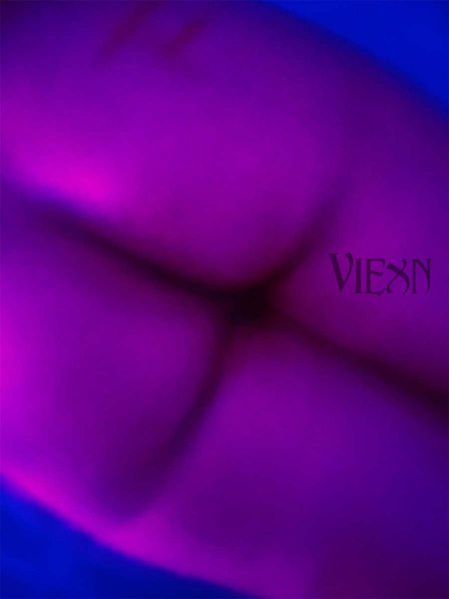 係熟悉嘅房間 同陌生人 做最親密嘅事情  #hksex