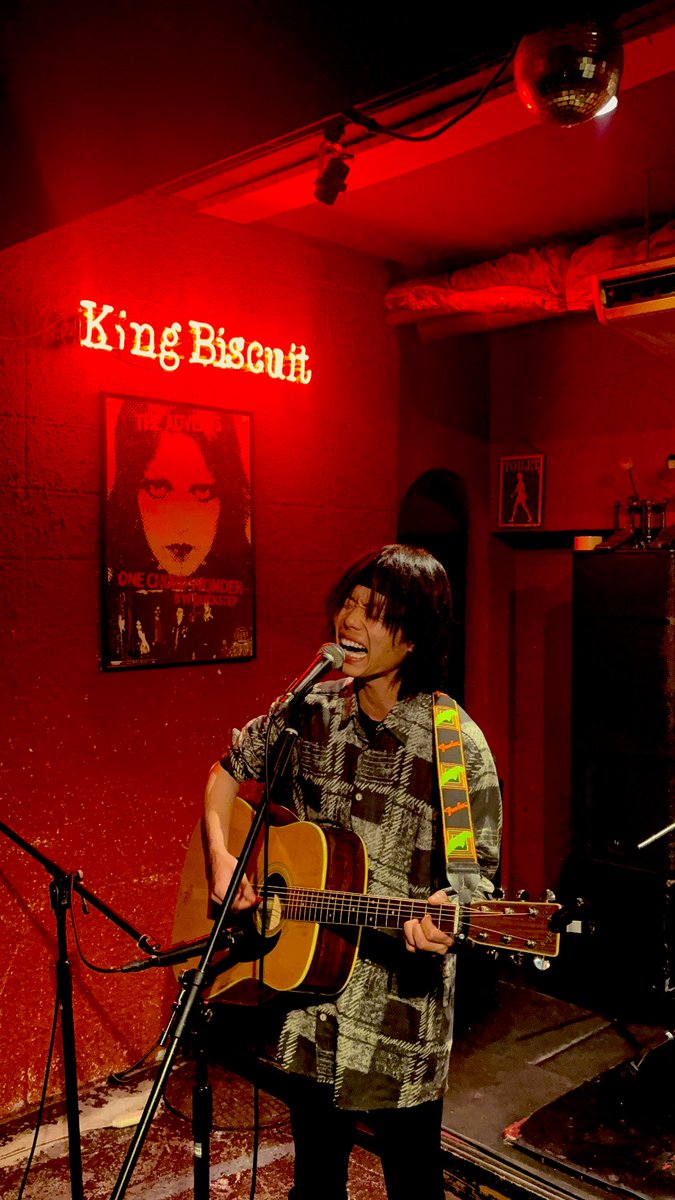 ToriiKanon13's tweet photo. 昨日は岐阜のキングビスケットさんにてライブでした。

早いもので社会人になり1年が経とうとしていますが、ゆっくりと一歩ずつでも音楽を続けられていることがよかったなと思います。

ありがとうございました。 https://t.co/MTrJuwLXZF