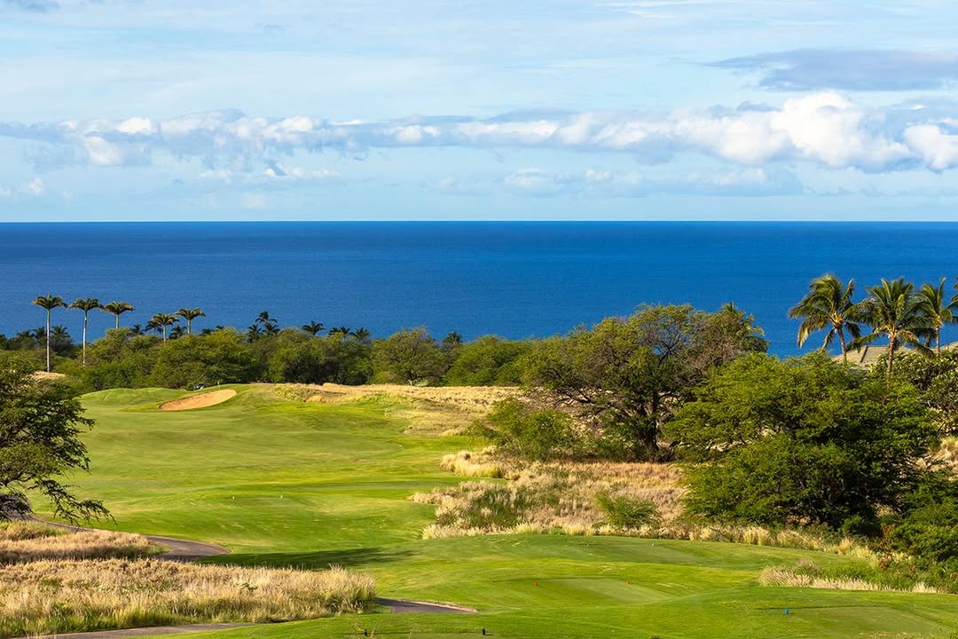 HawaiiLife's tweet photo. Just Listed by Jake Chancer, R(B) is 62-3600 AMAUI PL #A201, Kamuela, Big Island, for $2,950,000.
https://t.co/9iV9fCkQGe
Wai'ula'ula A201 is positioned as arguably the best-located unit within the community. Tap the link for more details.
#HawaiiLife #BigIsland https://t.co/umt2ve8uzB