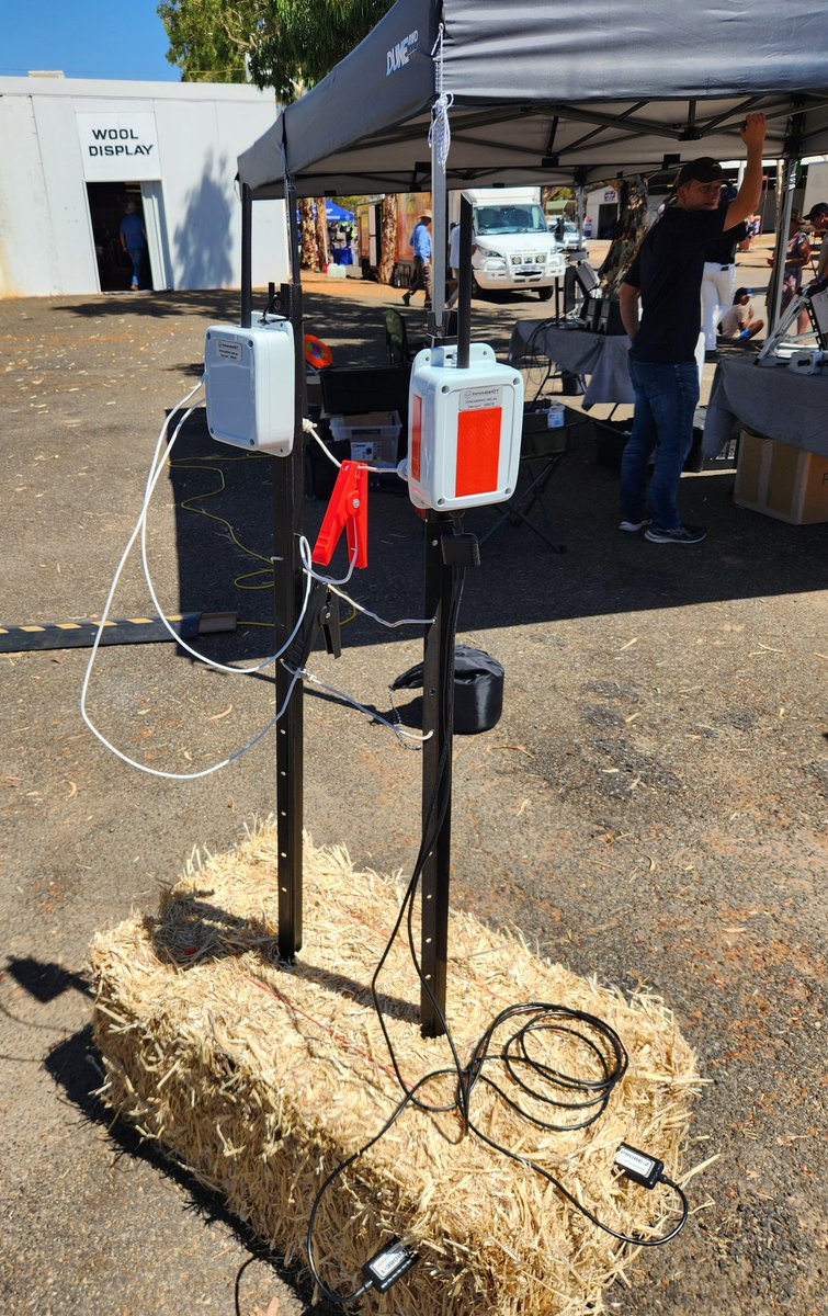EdgeSystemsAU's tweet photo. Woolarama time! 
Only 1yr ago, we were here at our first large Ag event. With more monitoring devices &amp; updated tech, come grab a tank sensor on a free month trial. Get connected to your farm!

#agevent #woolarama #sensors #agtech https://t.co/wNwsUv6WZl