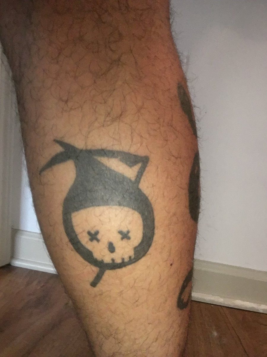 aphasia_music's tweet image. In 2017, I got the Fever Dream pt II skull tattooed on my leg. It is now 2025 and life has finally allowed me to see @MUSTDIEmusic tomorrow night for the first time.
