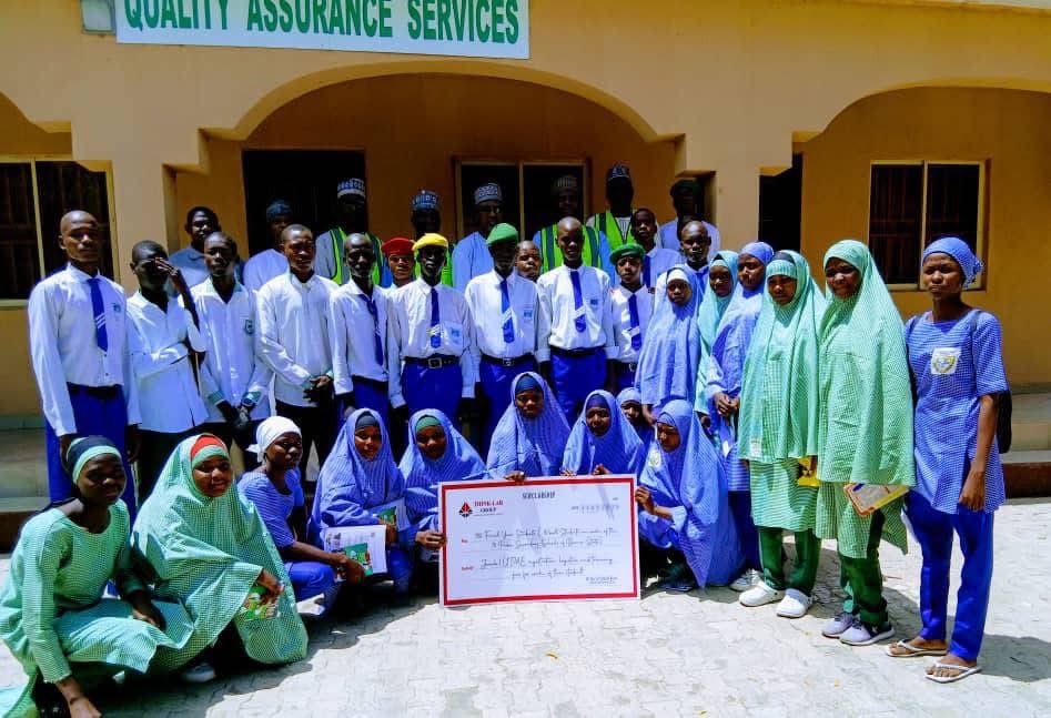 Thinklabcharity's tweet photo. THINKLAB CHARITY FOUNDATION PRESENTS JAMB SPONSORSHIP CHEQUE TO 780 STUDENTS — TOP 10 FROM EACH OF 78 PUBLIC SECONDARY SCHOOLS — IN BORNO STATE.
#CSR #ThinklabGroup #Scholarship #Borno https://t.co/hggP1kkHYa