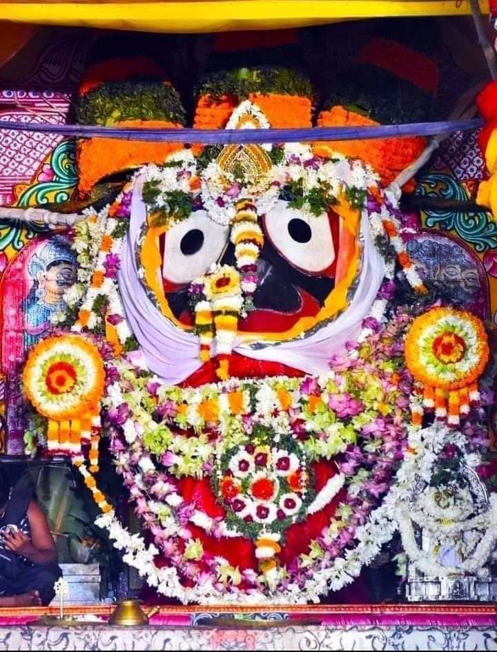 bibhuprasadmis2's tweet photo. @AprajitaSarangi @SantoshSarangii Congratulation Sir 🌹🙏🏻for new responsibility https://t.co/lKnI3oQqIy