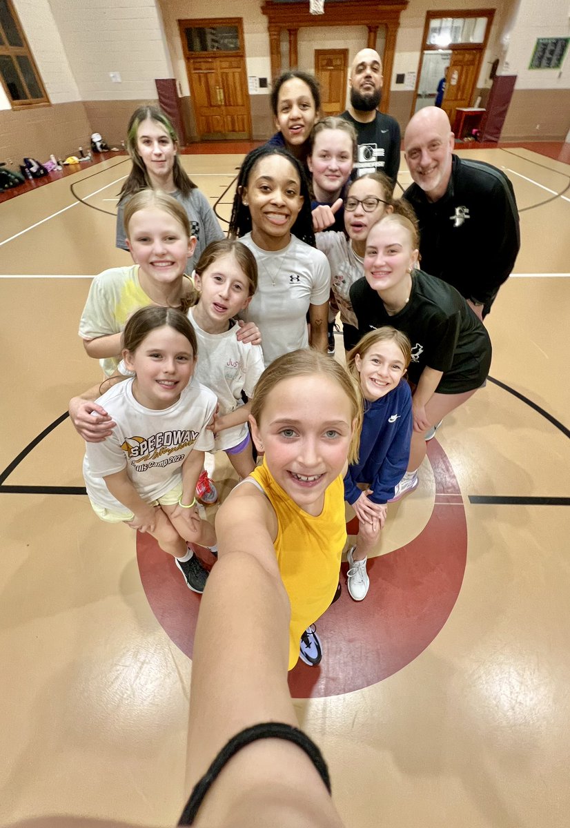 Coach Gorman (@coachbgorman) on Twitter photo #ShowcaseBasketball #TrainingDay
In the 🧪 and putting in the 😅💦 💯
#HardWorkPaysOff #UnseenHours
<a href="/ShowcaseMediaCo/">Indiana Showcase Girls Basketball</a> #Basketball
<a href="/coachbeckett/">IGBRR Hoops</a> <a href="/IGBRRMedia/">IGBRR Media</a> ✍🏼 #ShowcaseBasketball #TrainingDay
In the 🧪 and putting in the 😅💦 💯
#HardWorkPaysOff #UnseenHours
<a href="/ShowcaseMediaCo/">Indiana Showcase Girls Basketball</a> #Basketball
<a href="/coachbeckett/">IGBRR Hoops</a> <a href="/IGBRRMedia/">IGBRR Media</a> ✍🏼