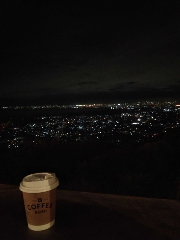 A coffee before dawn ✨