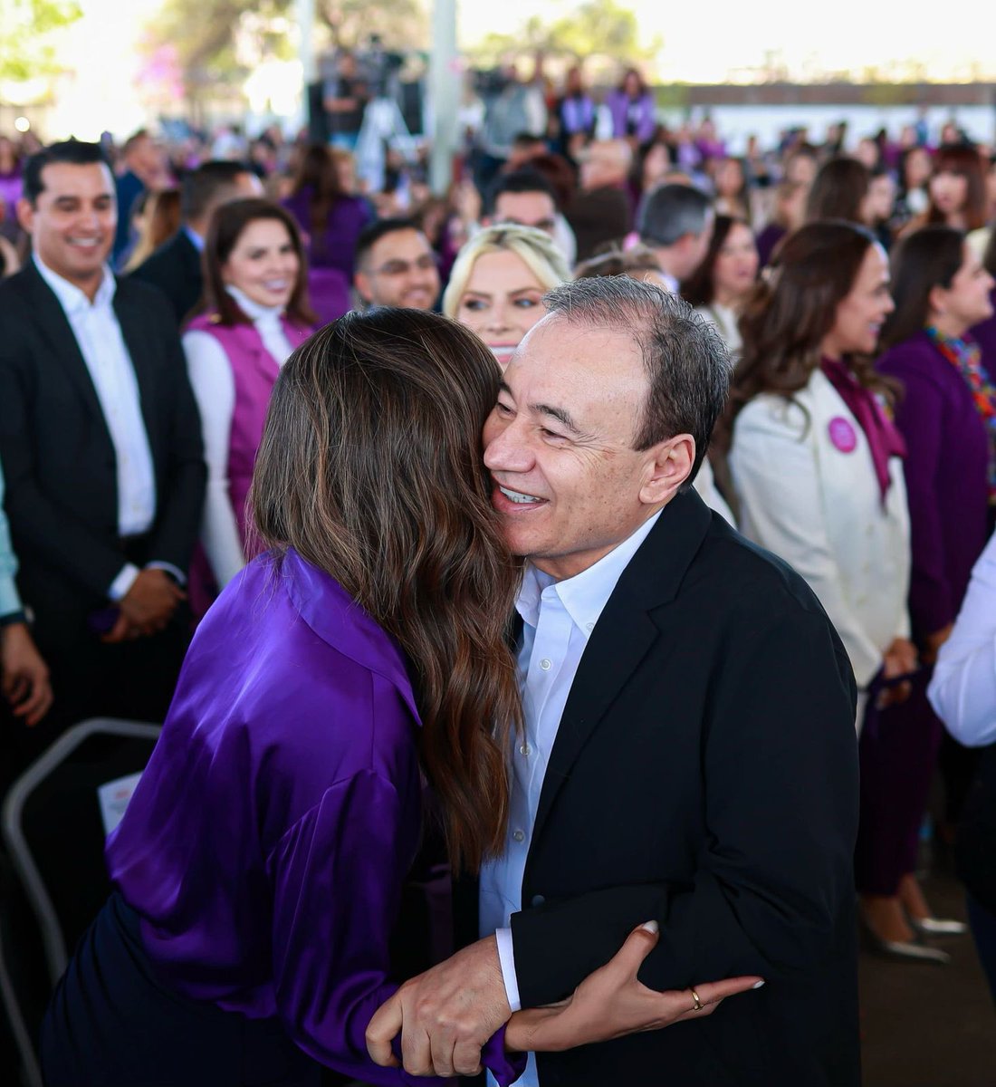 DianaKarinaBa's tweet photo. Conmemoramos el Día Internacional de la Mujer junto a nuestro gobernador @AlfonsoDurazo admiramos la fuerza, lucha y voz de las mujeres que estamos transformando Sonora 💜 https://t.co/pJQaRyxZ5F
