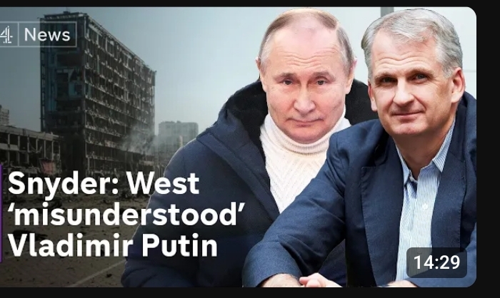 oddbeme's tweet image. Ahh...YT thumbnail looks like he and @timothydsnyder are best friends. Lol