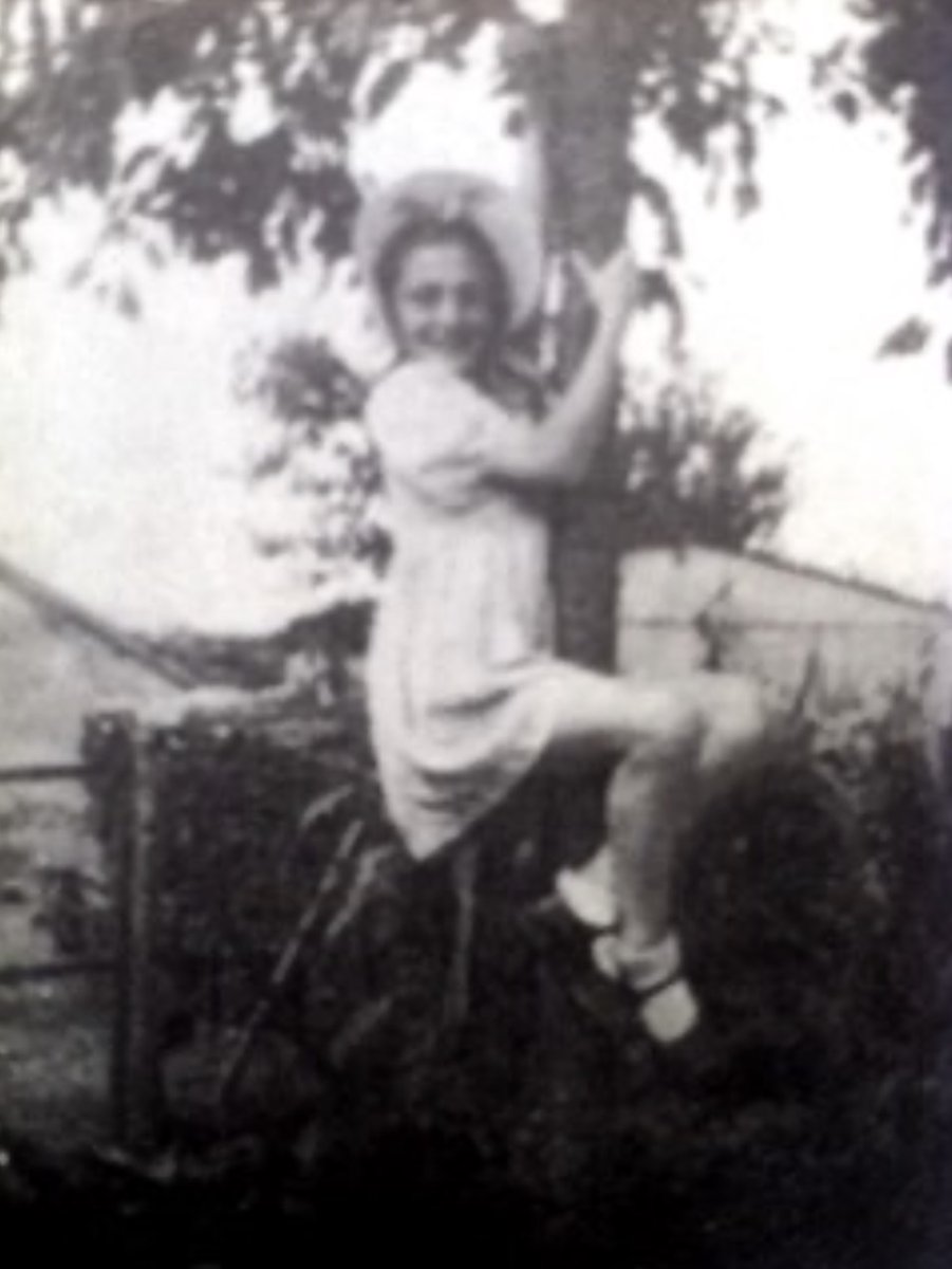 AuschwitzMuseum's tweet photo. 8 March 1930 | A French Jewish girl, Blima Motyka, was born in Paris. 

She arrived at #Auschwitz on 10 December 1943 in a transport of 1,000 Jews deported from Drancy. She was among the 661 people murdered in a  gas chamber after selection. https://t.co/QhGyjWMfbX