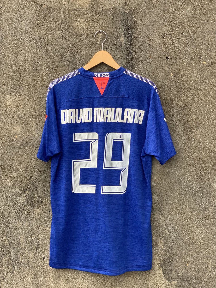 Izin ngelapak min, semoga rejeki anak 👶🏻 #jersey4sale <a href="/Jerseyforum/">Si Paling Jersey</a> <a href="/JerseyLigina/">Pencinta Kain Ligina (Follow IG: @pjli_id)</a> 
PSIS Semarang Home 2019
Nameset David Maulana 29 (XL) idr 700 k 
• Minus nameset crack sedikit 
More info wa 0822-9361-6399