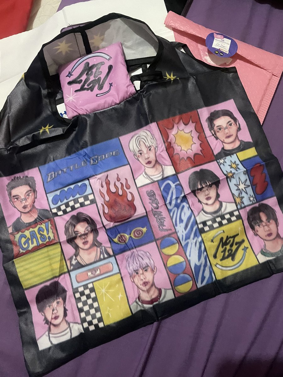 Nisss🍀🪽 (@holyandsafe) on Twitter photo Gemeeesss bgt merch nya🫶 nanti kita bawa jalan2 buat nyimpen takjil eco bag nya ya lol😽
Thank u!🤍 <a href="/NCT127Project/">NCT 127 Project</a> Gemeeesss bgt merch nya🫶 nanti kita bawa jalan2 buat nyimpen takjil eco bag nya ya lol😽
Thank u!🤍 <a href="/NCT127Project/">NCT 127 Project</a>