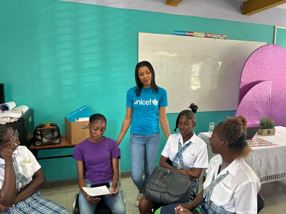 UNICEFECA's tweet photo. This year’s #IWD2025 theme is “For ALL Women and Girls: Rights. Equality. Empowerment.” 💜
@UNICEFECA joined Springer Memorial Secondary School to celebrate and lead interactive sessions on girls' rights, equality, and shaping a brighter future. #GirlsEmpowerment #EqualFuture https://t.co/vl3Jw9RyV4