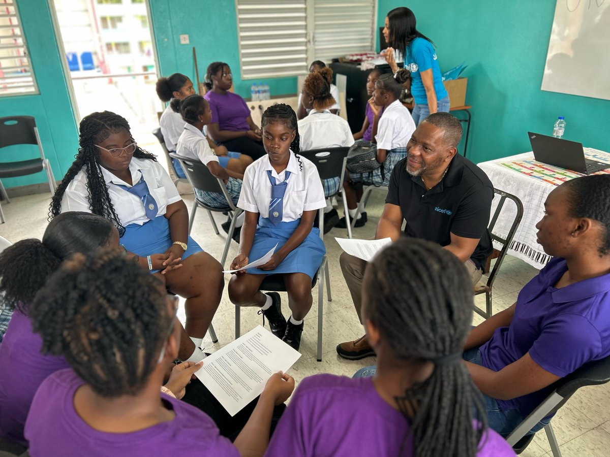 UNICEFECA's tweet photo. This year’s #IWD2025 theme is “For ALL Women and Girls: Rights. Equality. Empowerment.” 💜
@UNICEFECA joined Springer Memorial Secondary School to celebrate and lead interactive sessions on girls' rights, equality, and shaping a brighter future. #GirlsEmpowerment #EqualFuture https://t.co/vl3Jw9RyV4