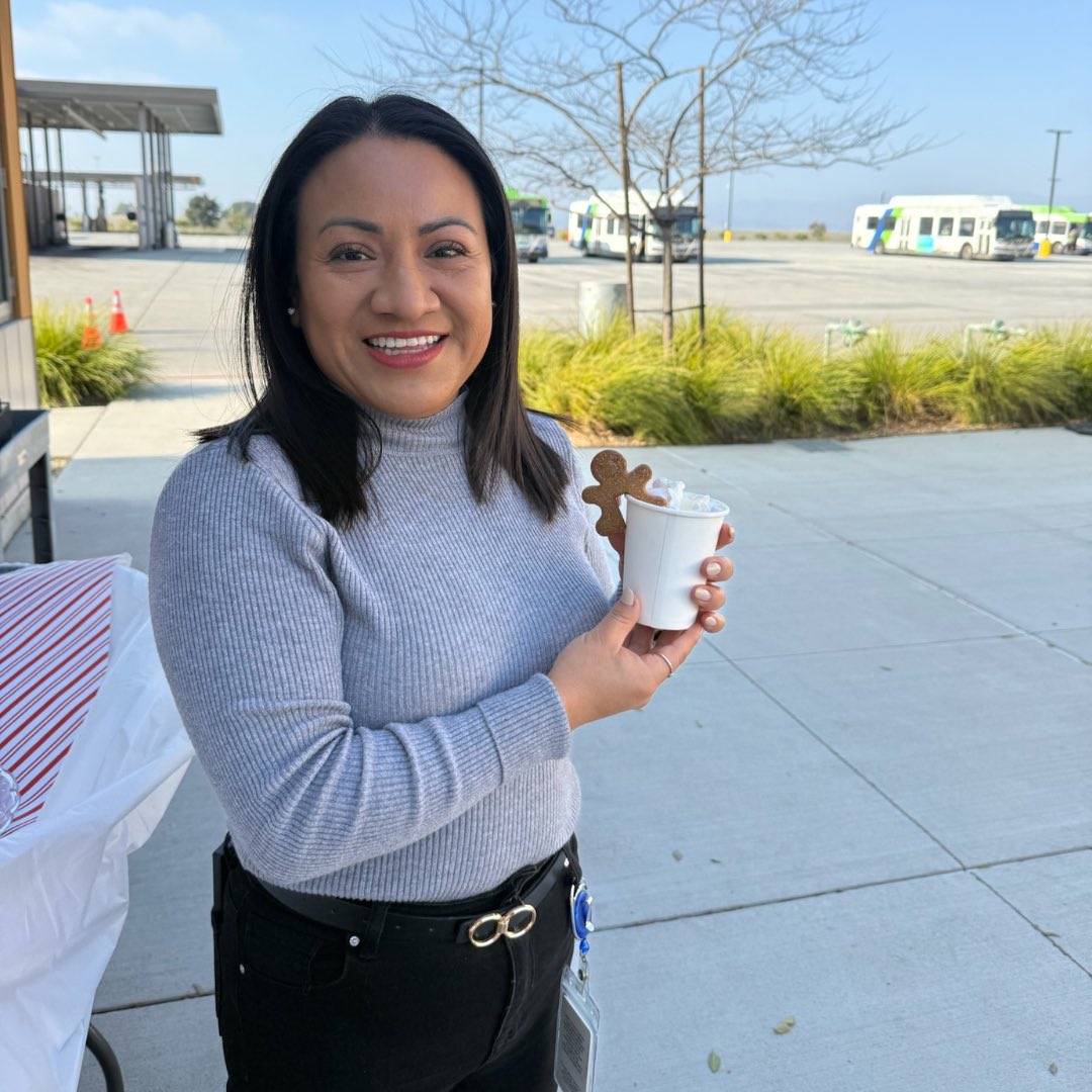 GoldCoastBus's tweet photo. Today, weβre celebrating our incredible team that keeps our community moving! π
Happy Employee Appreciation Day to our hardworking GCTD staff. Your dedication and commitment makes a difference every day. Thank you for all that you do! π
#GCTD #EmployeeAppreciationDay https://t.co/X9f7vT1hH9