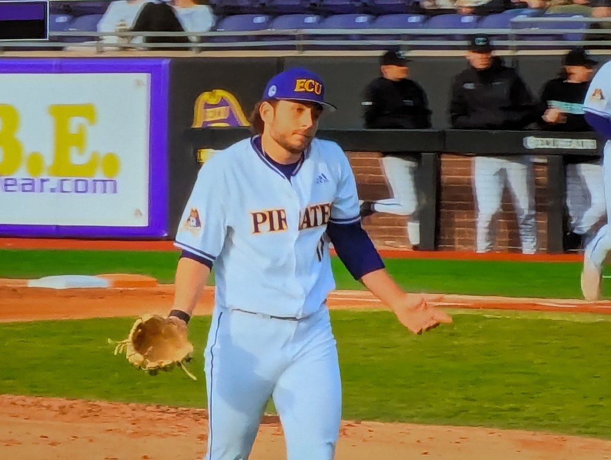 III (@tweetingclip) on Twitter photo 