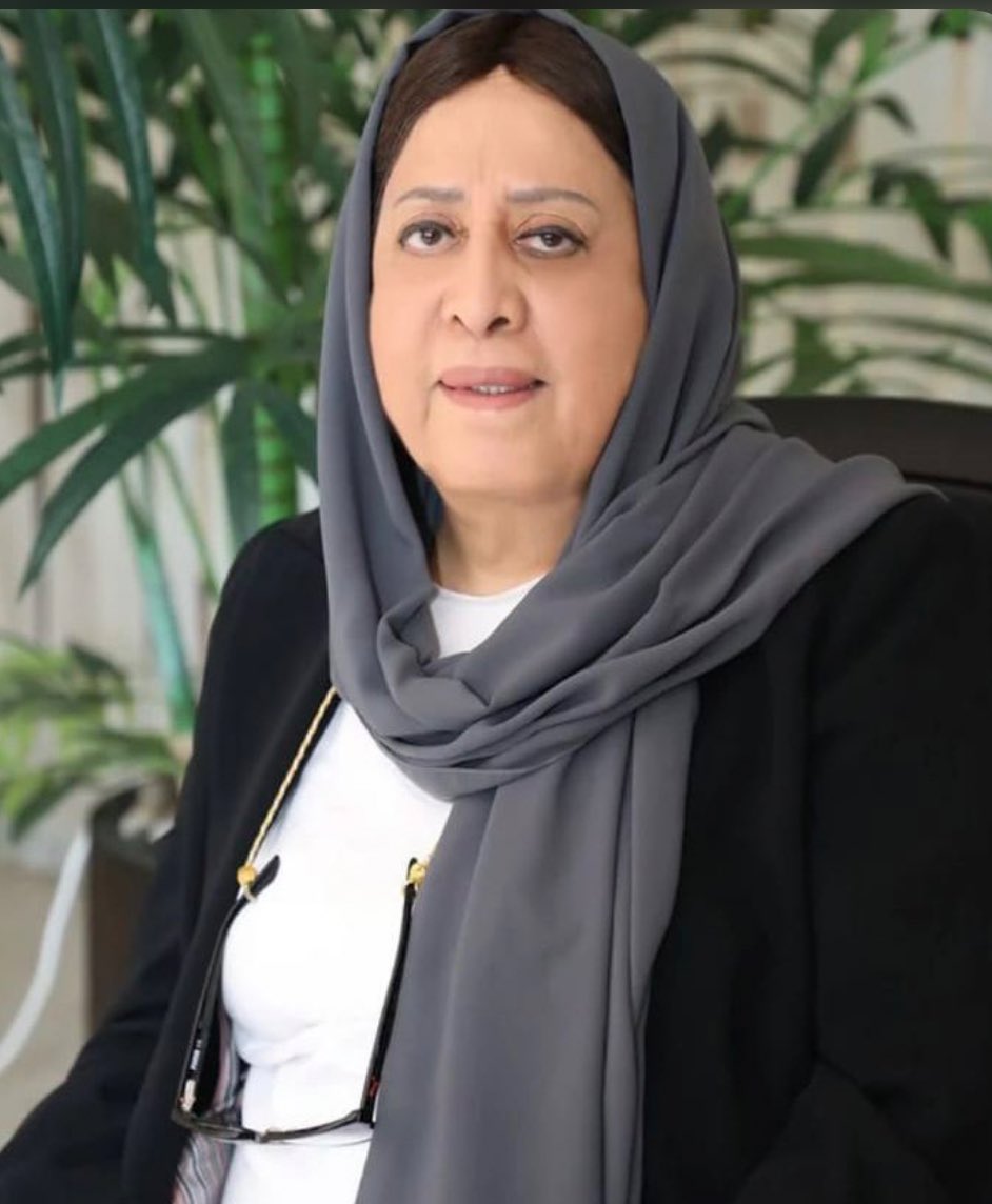 samsiqaidar's tweet photo. عائشة المانع 

ناشطة سعودية مهتمة بحقوق المرأة من وجهة نظر مؤيديها، ومعادية للقيم ومحرضة من وجهة نظر معارضيها ومخالفيها https://t.co/DFs83ZmDs6