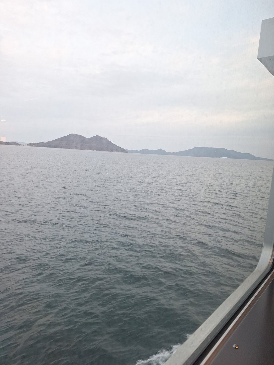 yuuki_1990's tweet photo. 小豆島～ヽ(*´∀`)ﾉ
フェリー乗るとテンション上がるの俺だけ🤔笑 https://t.co/wW6GfC4U3c