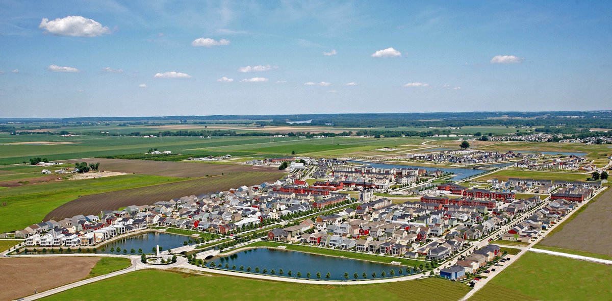 PLACEInitiativ's tweet photo. PLACE Fact Friday! 

Single-use zoning drives sprawl &amp; economic segregation. We need diverse housing options near transit to create walkable, affordable, and sustainable communities. #HousingForAll https://t.co/1RsED4ByJs