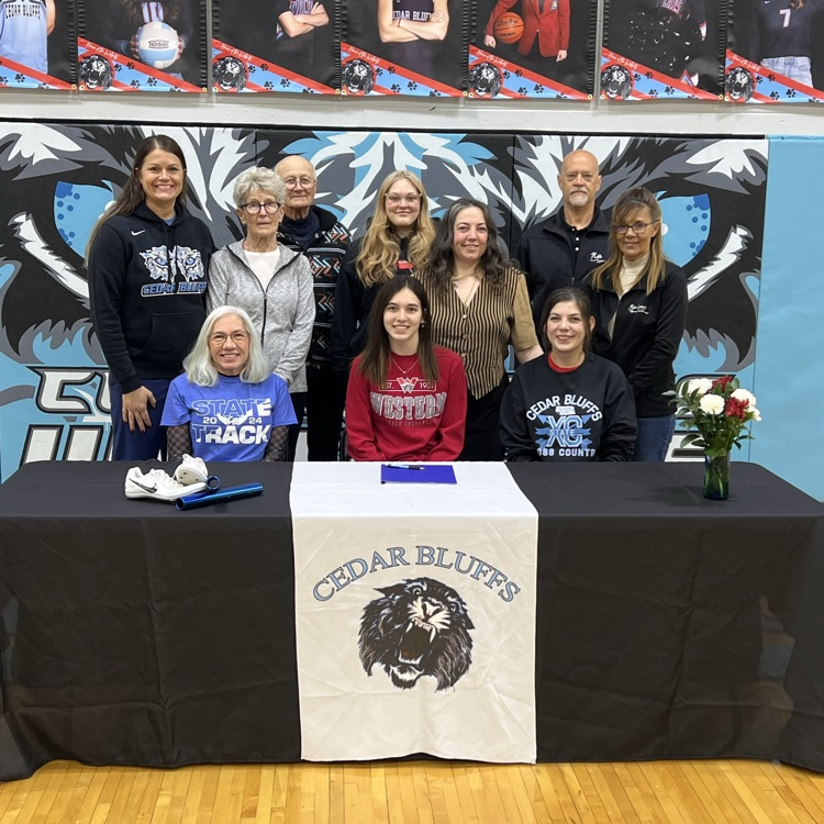 AthleticsCbhs's tweet photo. Thursday morning, Addisyn Sweeney committed to continue her education and run track for Western Colorado University! Congratulations Addy! Here's to another exciting track season! https://t.co/kjuxr870U7