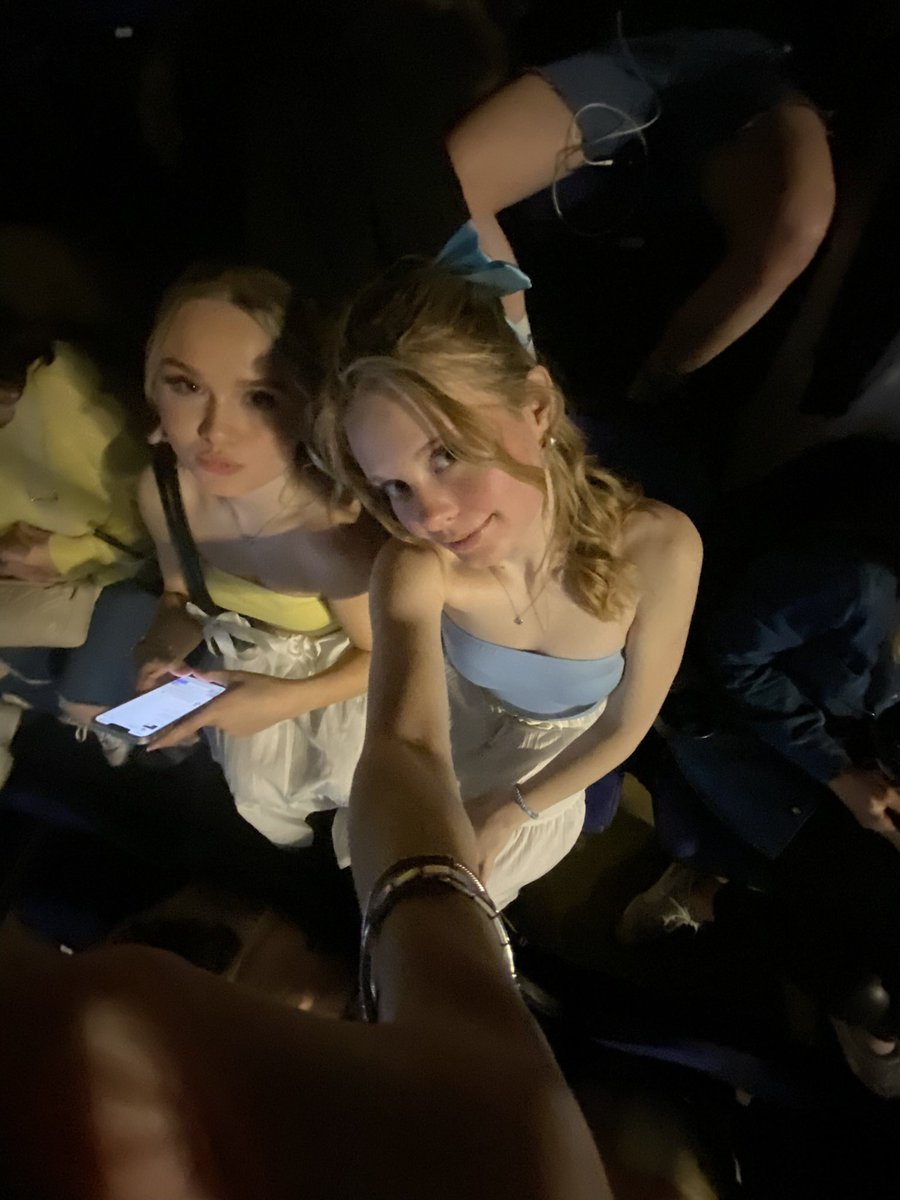 hillasversion's tweet photo. Thank you to my bestfriend I had SO much fun💛🩵 https://t.co/B2Ruz4g5FM