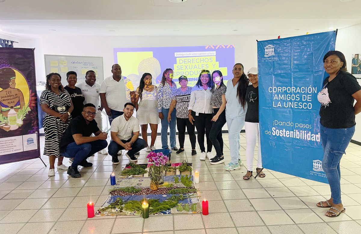 AmigosUnesco's tweet photo. Avanzamos en el seguimiento y acompañamiento a los planes territoriales de salud y sus avances en materia de salud sexual y salud reproductiva para el pueblos negro,afrocolombianos,raizal y palenquero.#8Marzo #8Mart #IVEDecolonial #FosFeminista  #AmefricaLab https://t.co/WAXkc9yCJ6