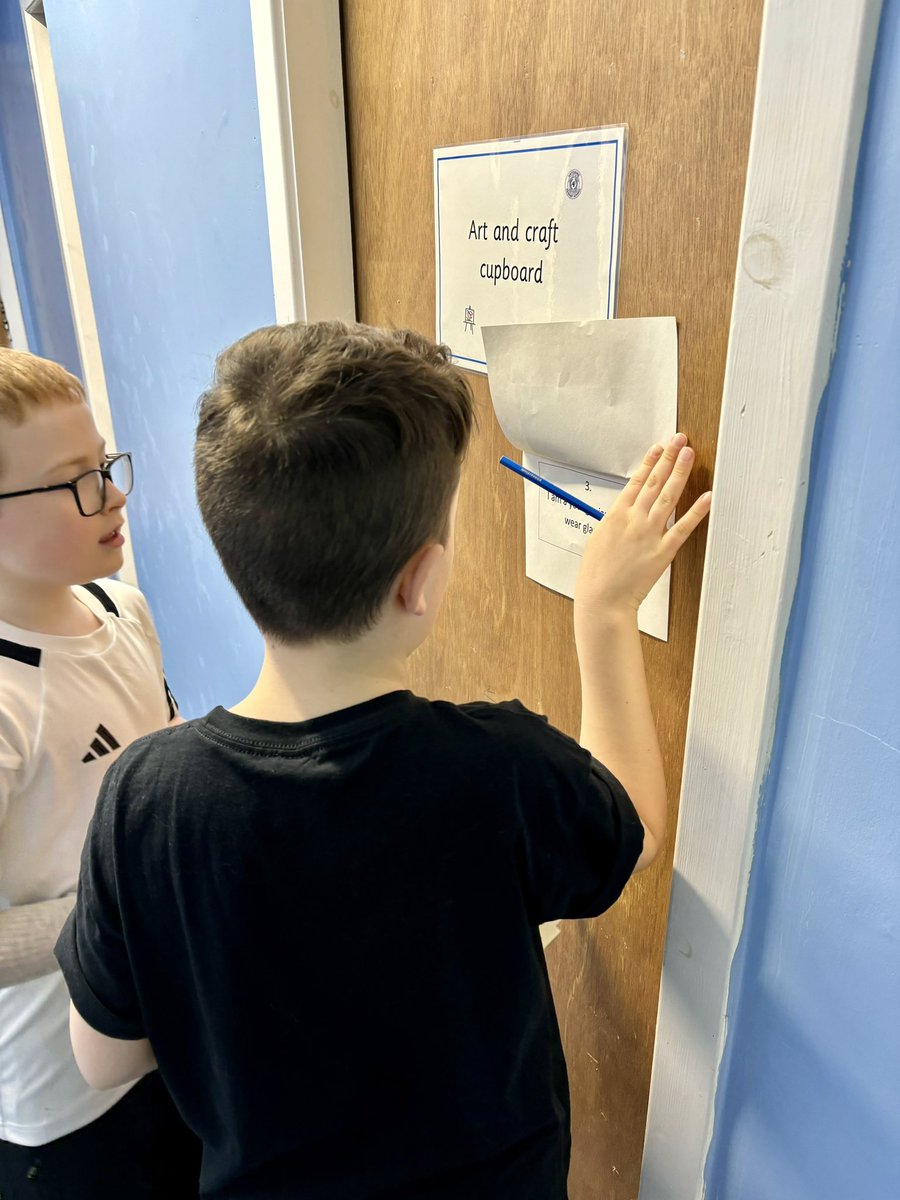 Anto_P5's tweet photo. P5 loved taking part in the book character scavenger hunt #antoliteracy https://t.co/ZwN22e1Jq5
