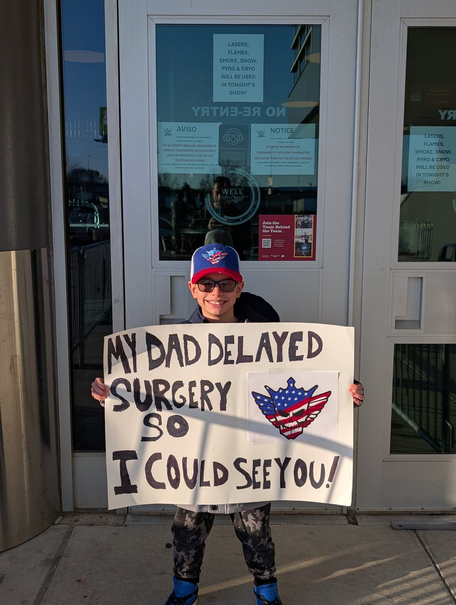 RobinsonDUP's tweet photo. @CodyRhodes @WWE we are here in Philly tonight because my boy is a huge fan of the American Nightmare https://t.co/1ksh8ntE0o