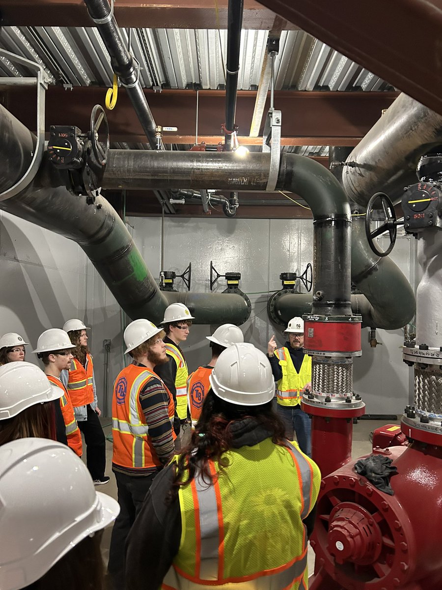 CteBuchanan's tweet photo. Today, we had the privilege of taking students to the Building Trades Day at Notre Dame. It was a great event where students got to tour the new Geothermal facility that is being built, as well as an opportunity to talk with dozens of possible employers. #BuckCTE https://t.co/3p4nFWOUox
