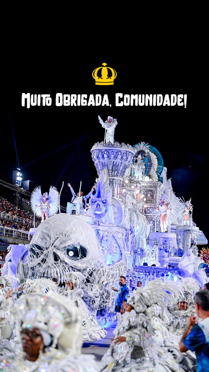 charlitinho's tweet photo. A Vila demitiu a comunidade antes do Paulo Barros 😢 https://t.co/0X0nm9F2BW