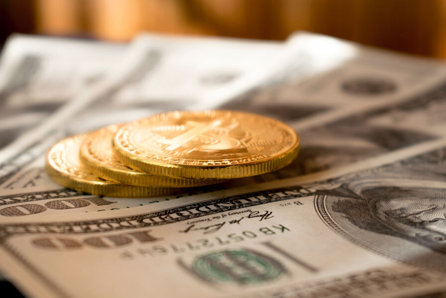TagadoBTC's tweet photo. 🟡 Le régulateur américain déclare que les banques peuvent s'engager dans des activités de cryptomonnaies 🔥 https://t.co/TDTRXF5N5F
