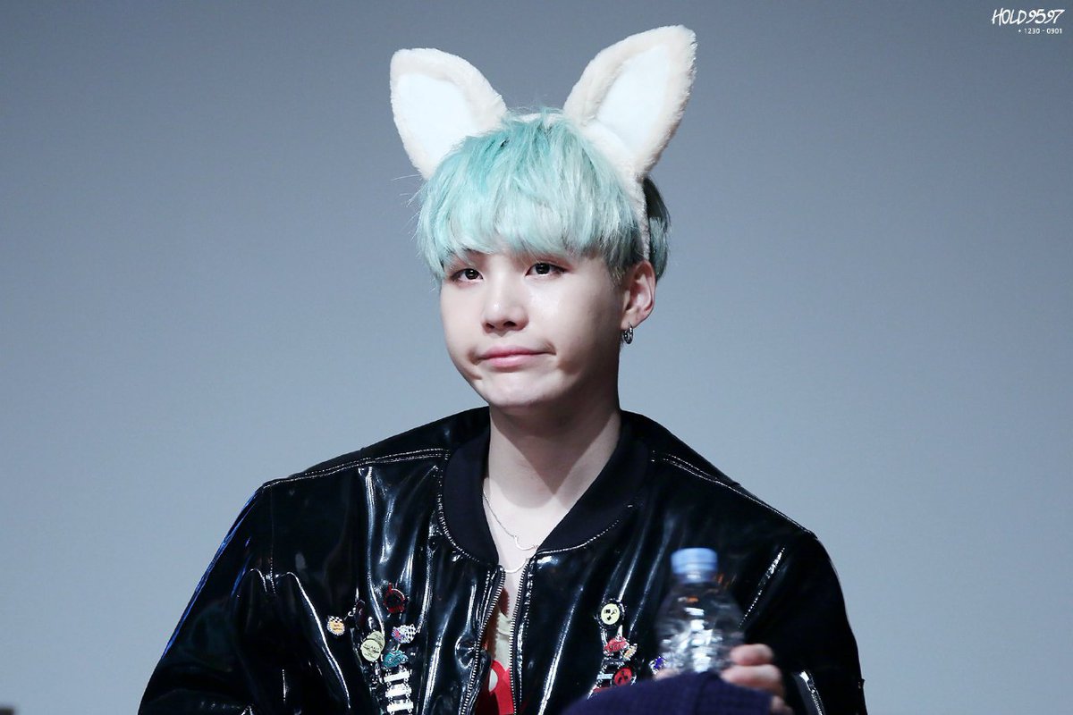 bchh_mthbt54496's tweet photo. مایل به ریپ و ریت و برگردندن شوگا به تاپ ده ارزش تجاری♡
For슈가SUGA #SUGA #방탄소년단슈가 #슈가 #BTSSUGA https://t.co/9RbSq4w47E