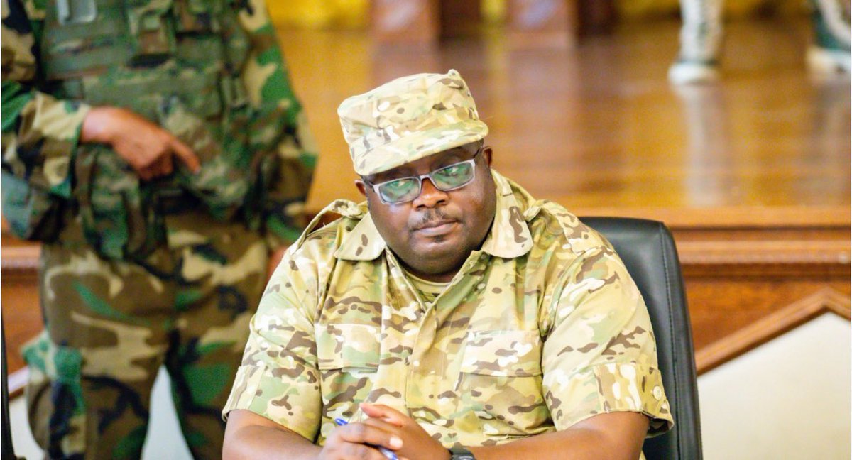 UKWELITIMES's tweet image. 🚨NEWS UPDATE 🇨🇩: The Government of DRC through the Minister of State, Minister of Justice announces the #REWARDS of 5,000,000 USD offered to any person who will #ALLOWS and #FACILITATE the ARREST of the convicts Corneille NANGAA @CNangaa , Bertrand BISIMWA @bbisimwa and Sultani