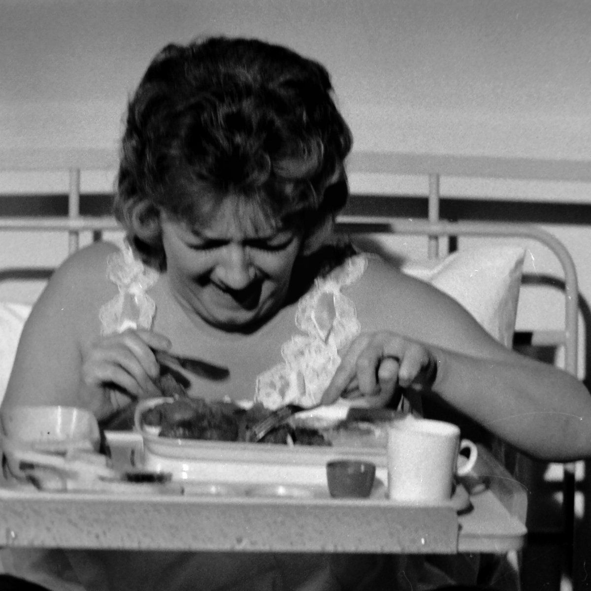 MorrisBrightMBE's tweet image. What we all need at the end of a long week is Joan Sims unable to hold it together while filming a scene for #CarryOn Matron in 1971. Joan was renowned for fits of giggles. Didn't take much to set her off. A great comedy actress.