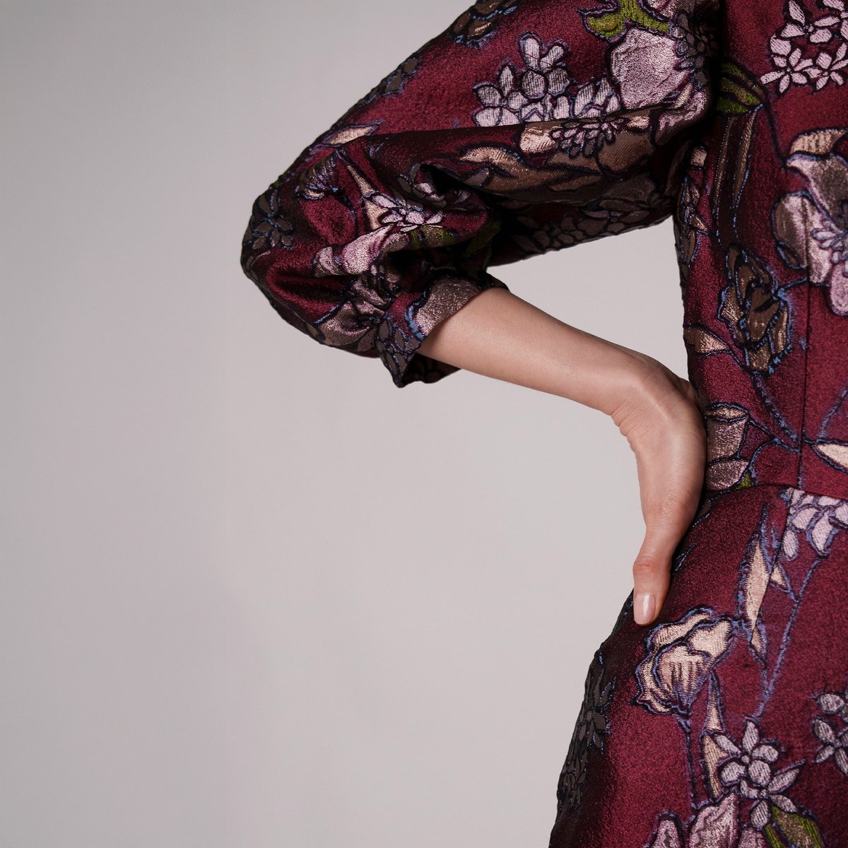 Mood_Fabrics's tweet image. ✨ NEW FREE SEWING PATTERN ALERT! ✨ The Ophelia Dress has arrived, and it’s a total showstopper! 💃 

#MoodOpheliaPattern #FreeSewingPattern #SewingMood #DIYGlamour #MadeWithMood